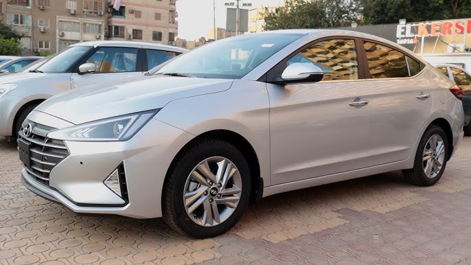 Hyundai Elantra private airport transfer in Sharm El Sheikh
